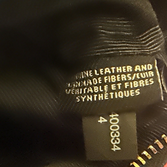 EXPRESS Leather Animal Print Wristlet Bag - Picture 10 of 11